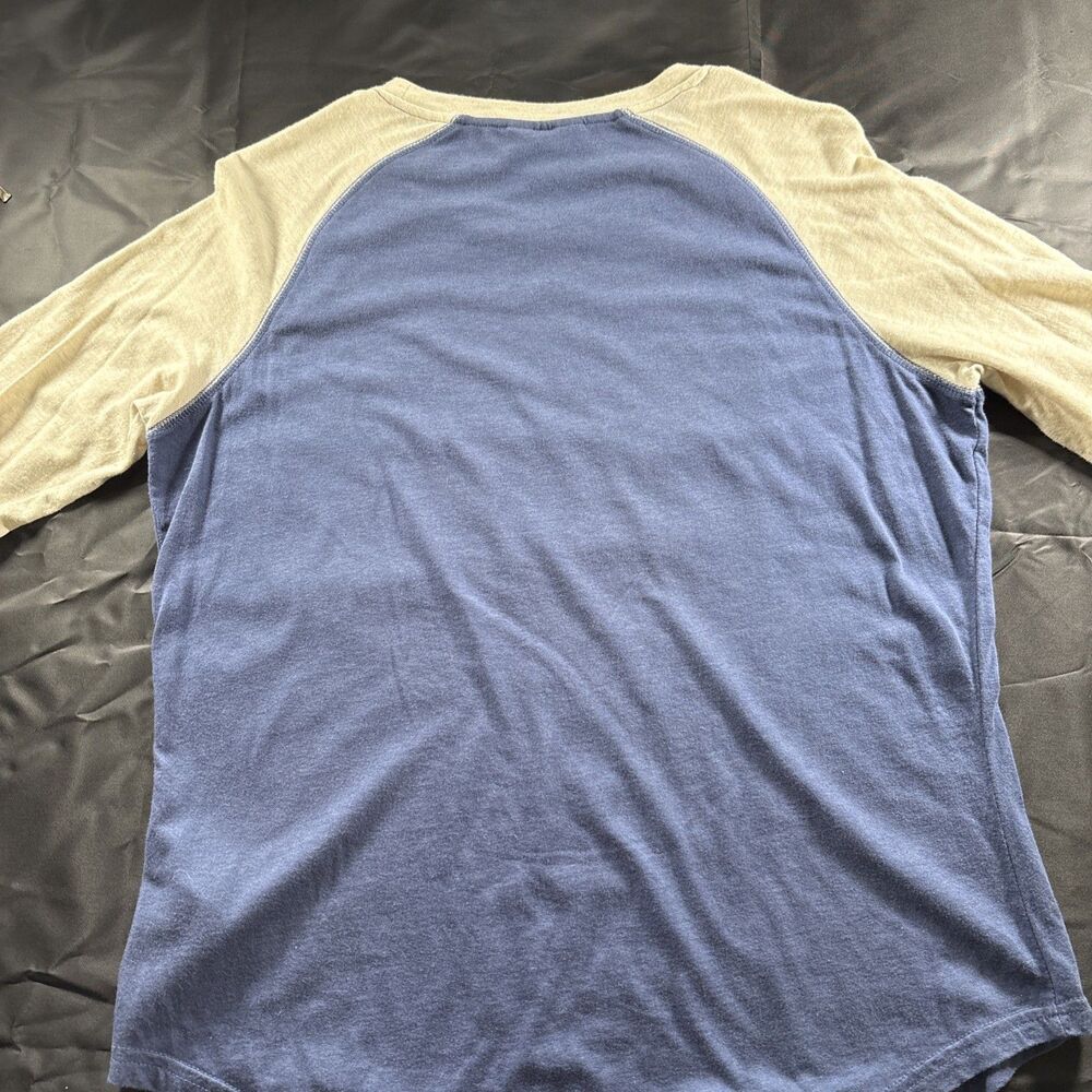 Ariat Aztec Raglan Tee Size Large - Picture 6 of 8